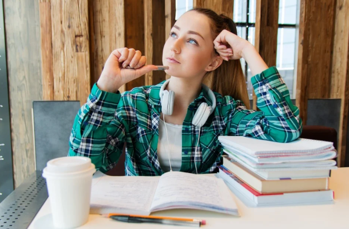 Simple Tips for Writing Excellent College Essays