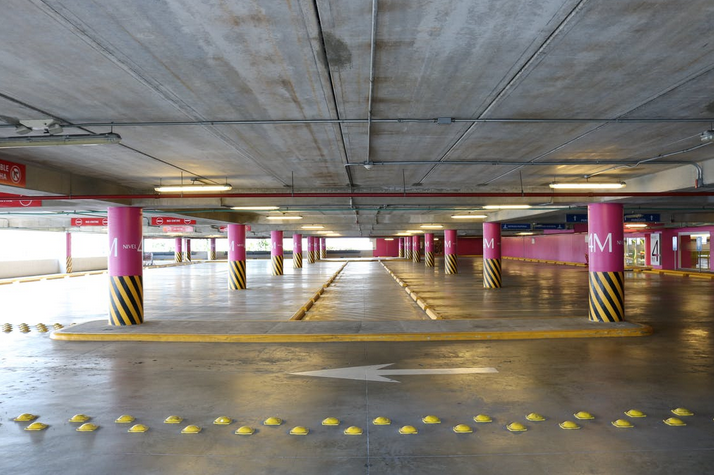 The Top Advantages of Asphalt in Parking Lots